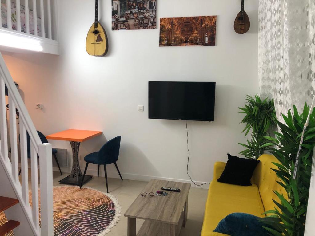 Ferienwohnung Studyo Cosy 400 Metre Sacre Ceour Paris Exterior foto