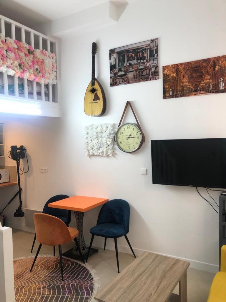 Ferienwohnung Studyo Cosy 400 Metre Sacre Ceour Paris Exterior foto